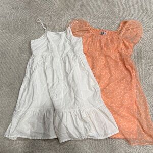 BUNDLE⭐️ super cute girls, peach and white dresses!